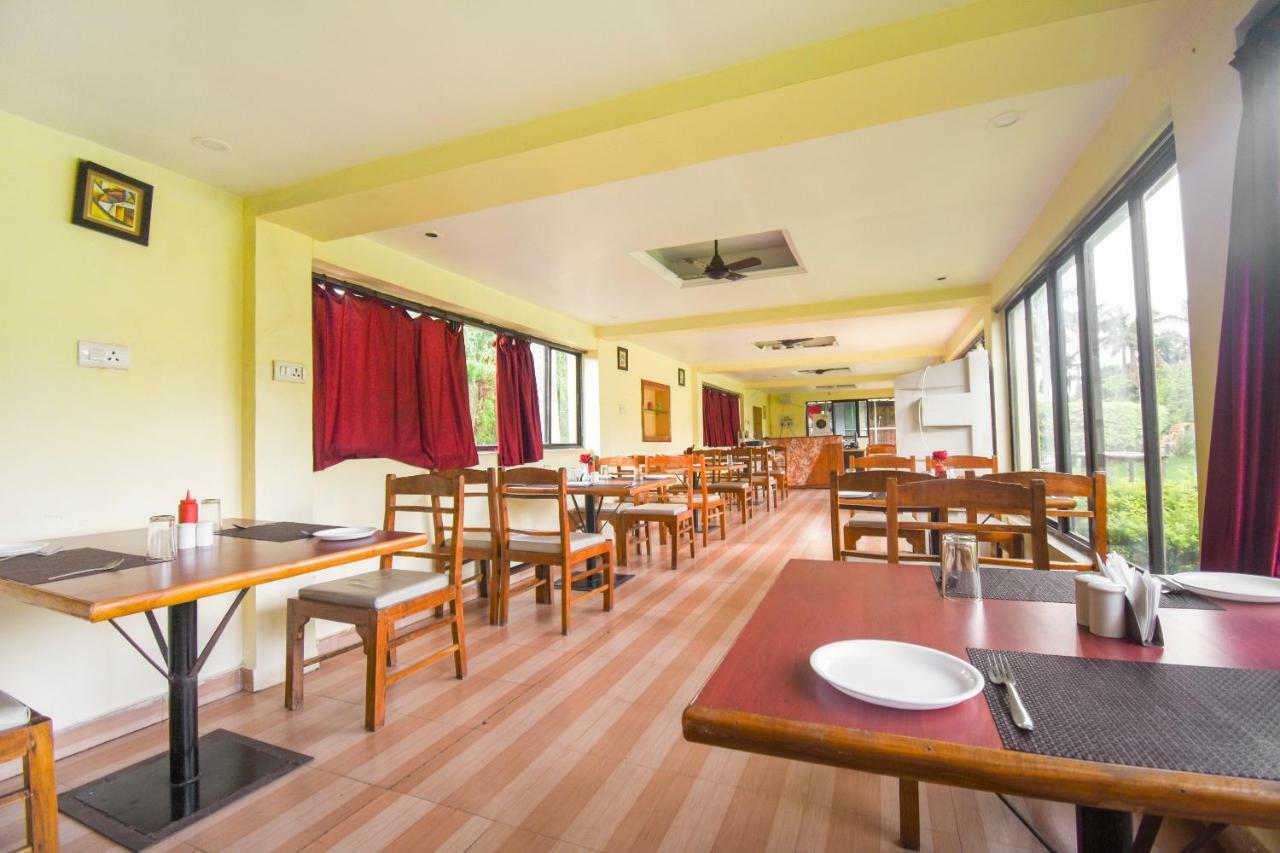 Oyo 47464 Hotel The Country Club Bilāspur Kültér fotó