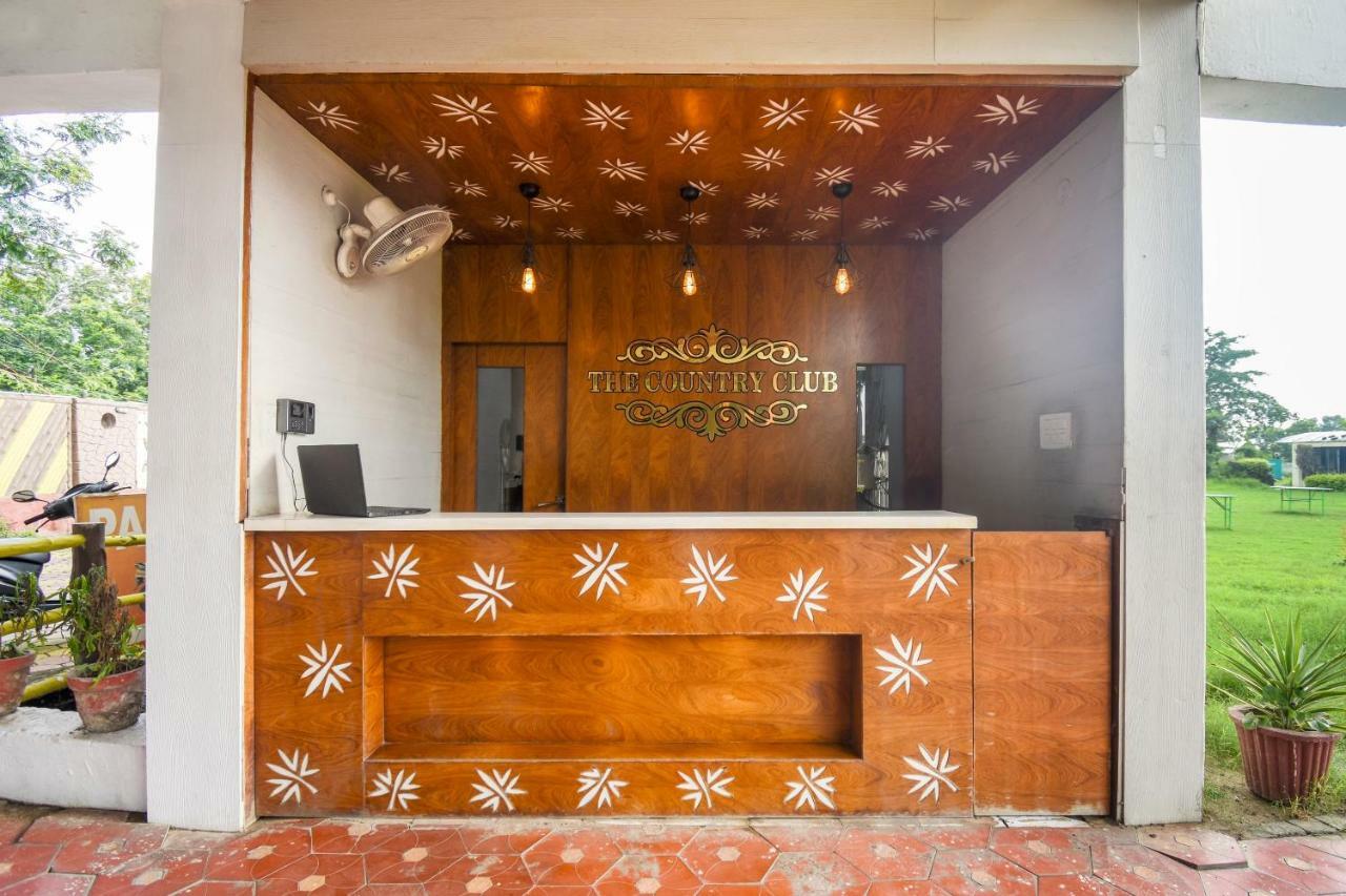 Oyo 47464 Hotel The Country Club Bilāspur Kültér fotó